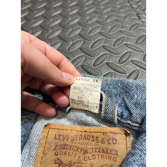 Vintage Levi's 70507-0389 Denim Trucker Jacket Men's Size Large Made in USA - Picture 8 of 9